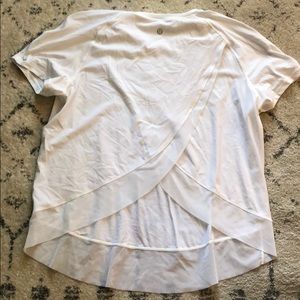 Lululemon open back running shirt